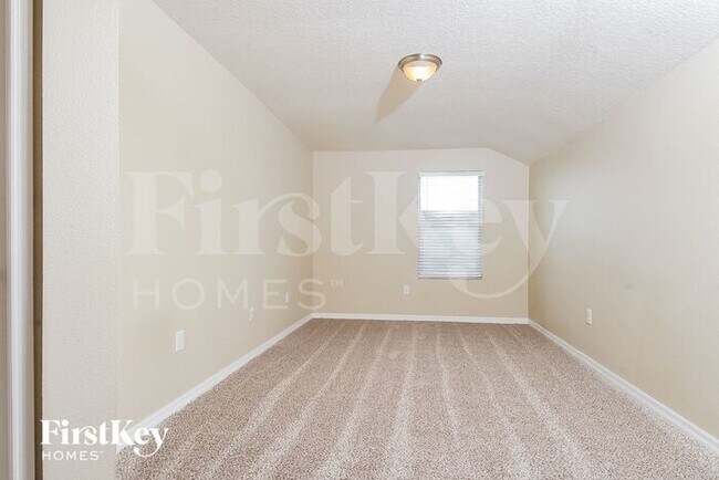 Building Photo - 5202 Sanderling Ridge Drive