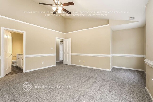 Building Photo - 849 Hedgepath Terrace