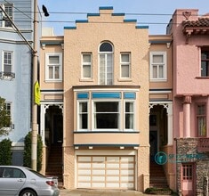 Building Photo - Sun-filled Presidio Heights Residence w/ Private Deck, Hot Tub & Garage Parking
