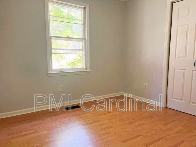 Building Photo - 558 Brumley Rd