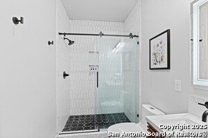 Building Photo - 6789 river