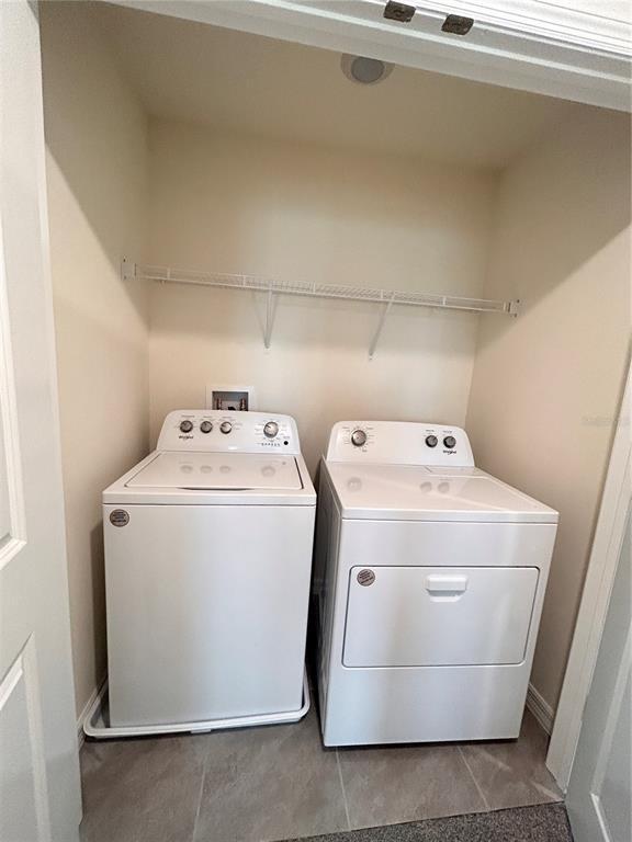 Building Photo - 8220 SW 67th Ave