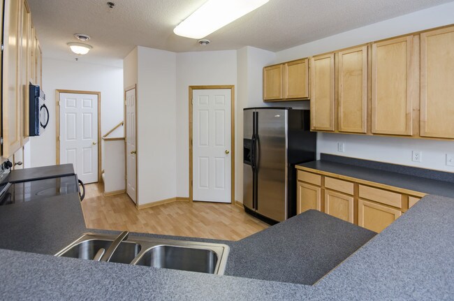 Building Photo - 6221 30th Ave NW