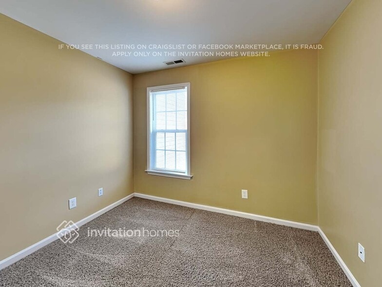 Building Photo - 302 Whitehall Ct