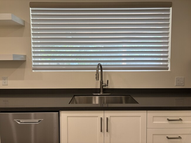 Building Photo - 17 N Tupelo Cir