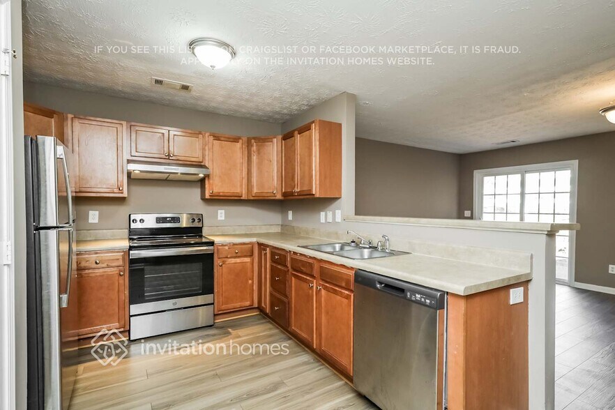 Building Photo - 105 Magnolia Gardens Walk