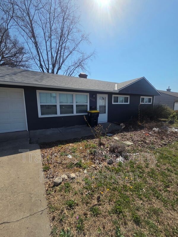 Building Photo - 11127 Blue Ridge Blvd