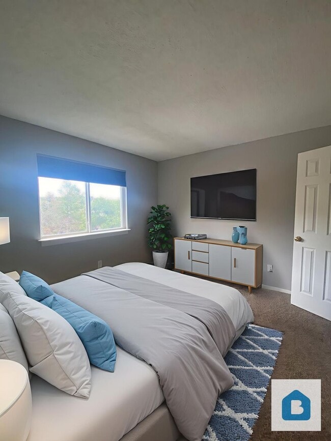 Building Photo - 2030 W Yampa St