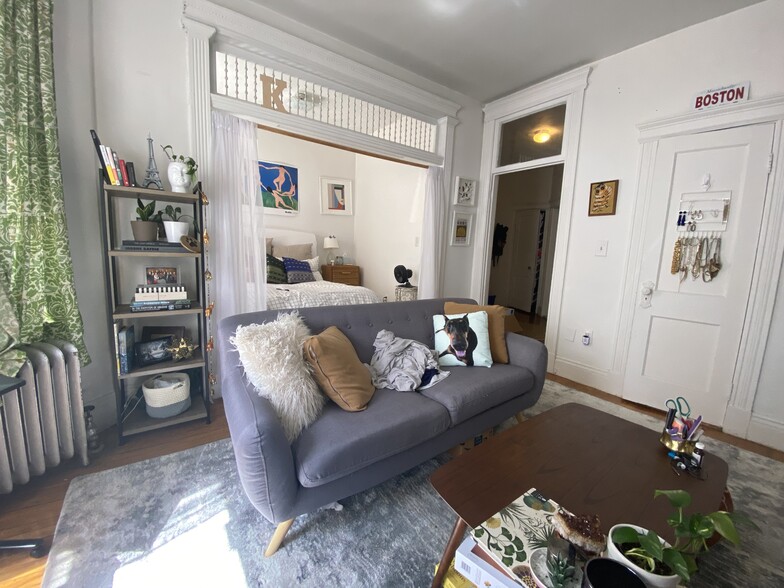 Building Photo - 18 Saint Lukes Rd