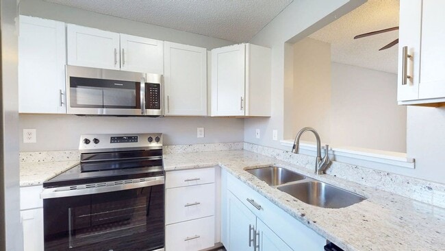 Building Photo - 1778 Ridgebury Dr