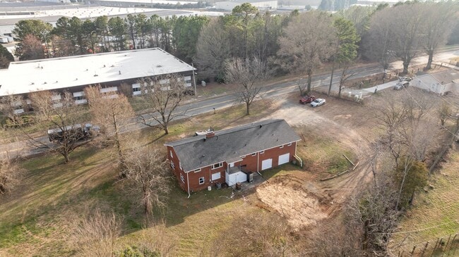 Building Photo - 1435 Auten Rd