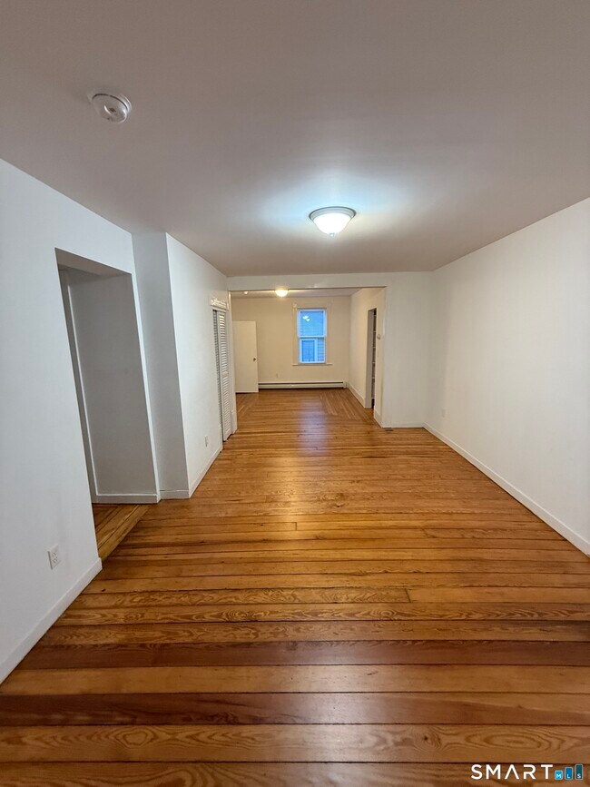 Building Photo - 1 Farnsworth St