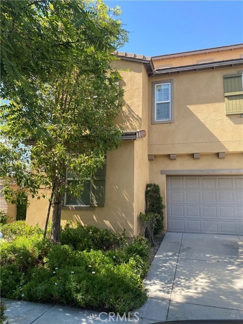 Building Photo - 10761 Lotus Dr