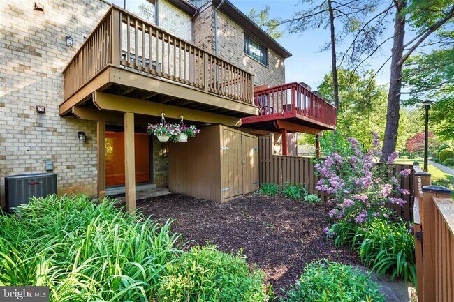 Building Photo - 7156 Winter Rose Path