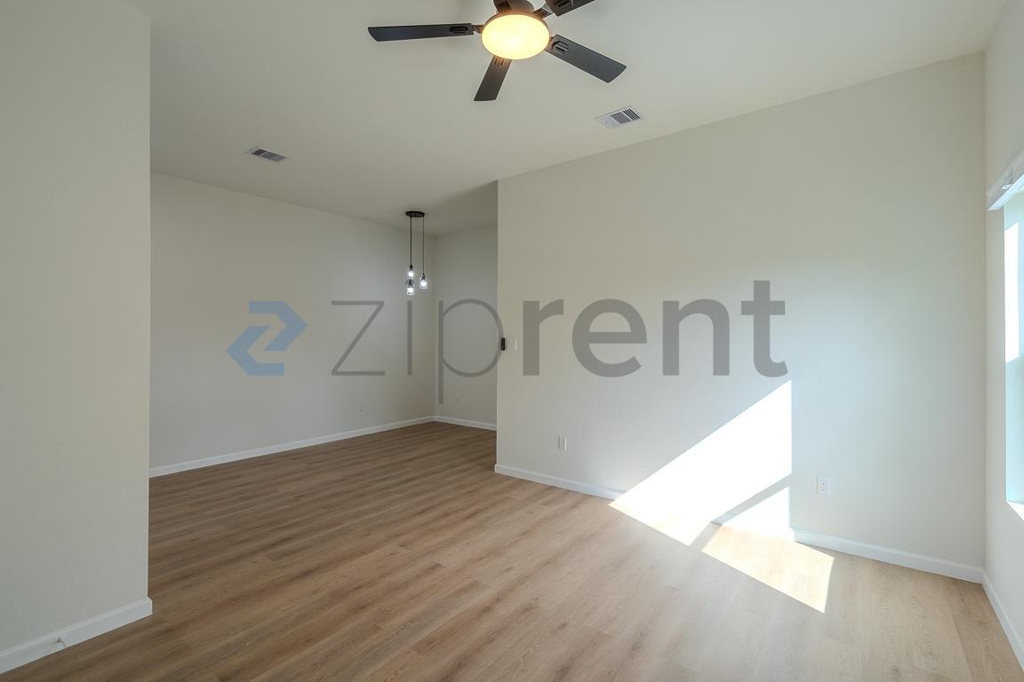 Building Photo - 303 Cartersville St