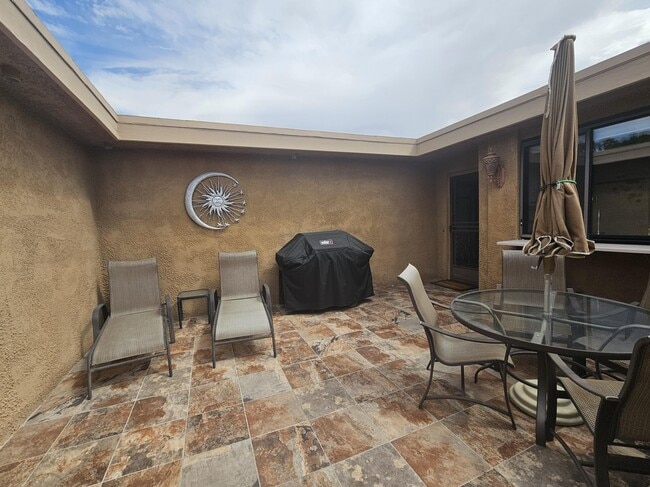 Building Photo - 101 La Cerra Dr