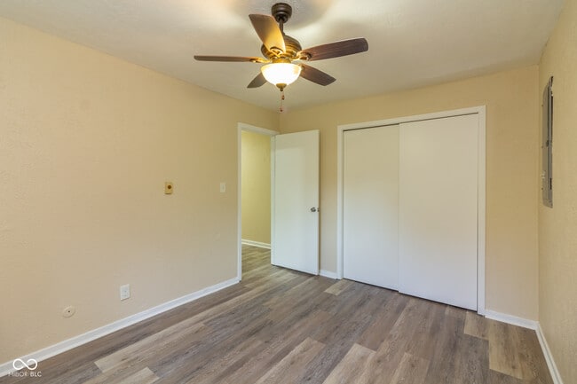 Building Photo - 6019 Bluff Crest Ct