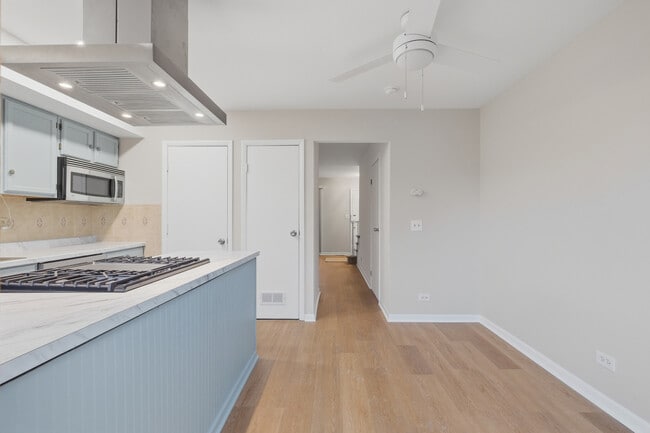 Building Photo - 1746 Sessions Walk