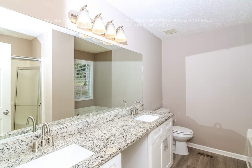 Building Photo - 3920 Garrett Springs Dr