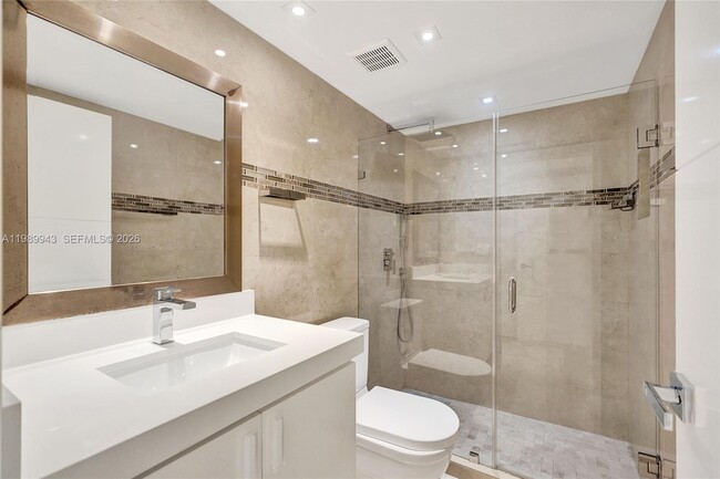 Building Photo - 10175 Collins Ave