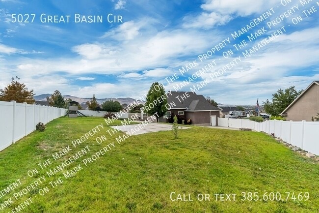 Building Photo - 5027 Great Basin Cir