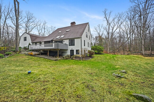 Building Photo - 395 Thayer Pond Rd