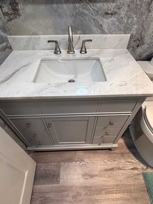 Building Photo - Remodelled Two Bedroom Condo with Ocean Views for Days!