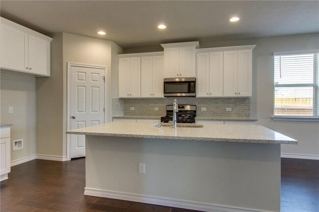 Building Photo - 11716 Selkirk Dr