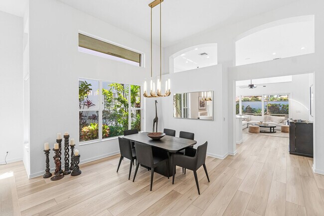 Building Photo - 6213 NW 21st Ct