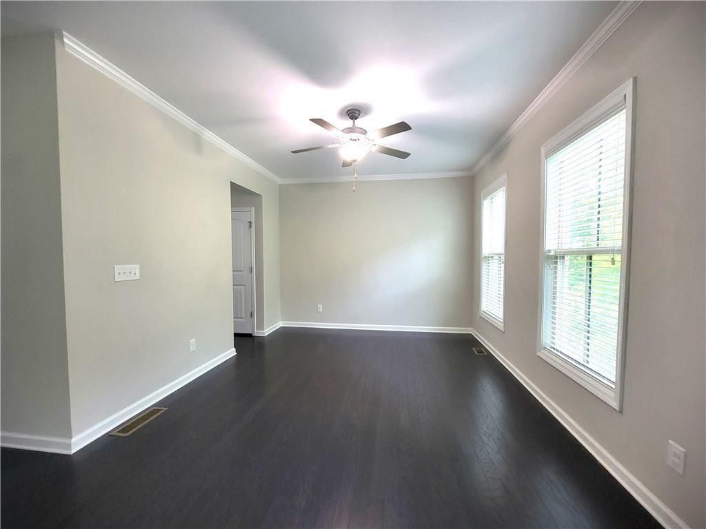 Building Photo - 600 Northaven Ave