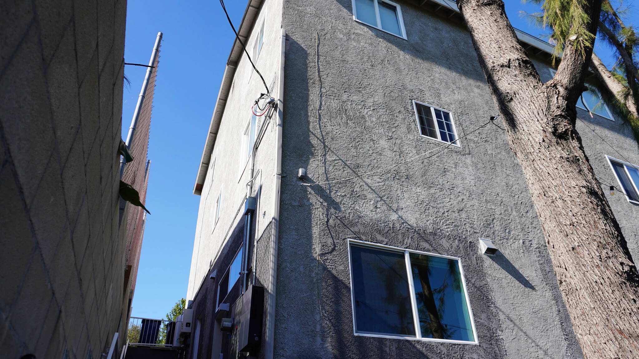 Building Photo - 4438 Jasper St