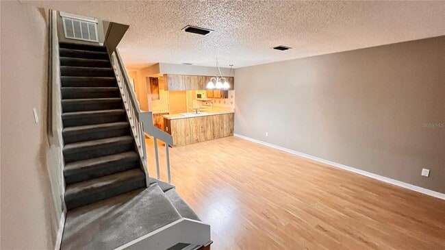 Building Photo - 5167 Lazy Oaks Dr
