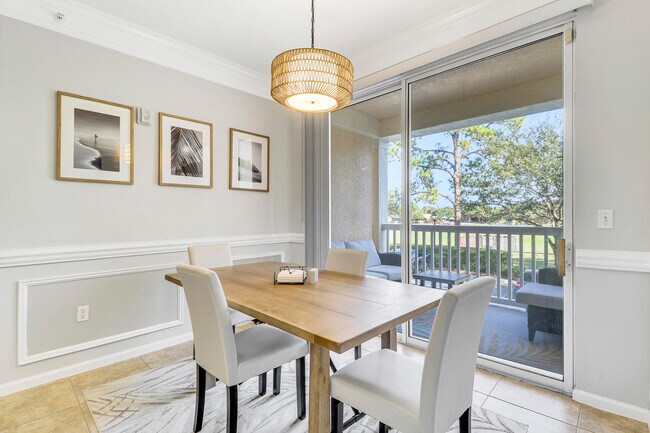 Building Photo - 275 Murcia Dr