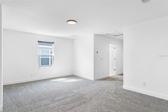 Building Photo - 7902 Syracuse Dr