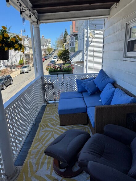 Building Photo - 69 Partridge Ave