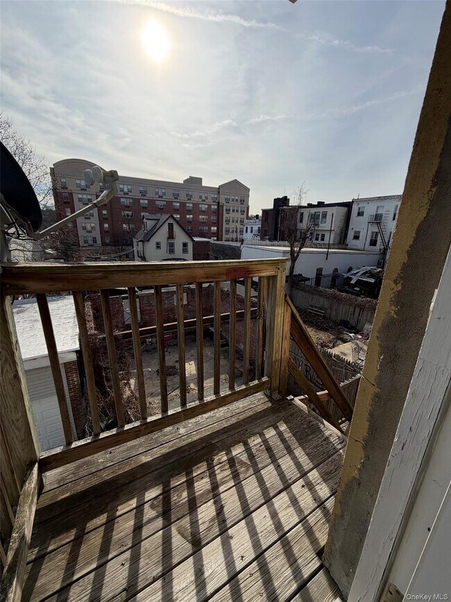 Building Photo - 4 Ritters Ln