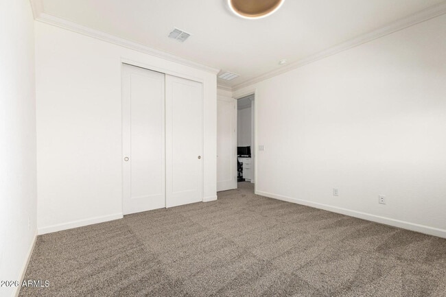 Building Photo - 11048 E Utah Ave