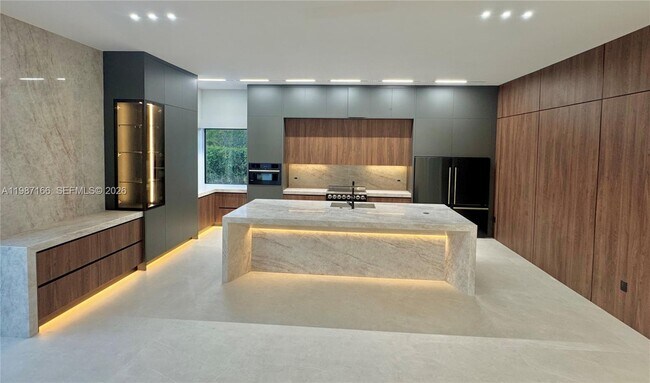 Building Photo - 19880 SW 134th Ave