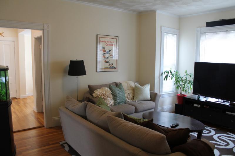 Building Photo - 50 Fiske St