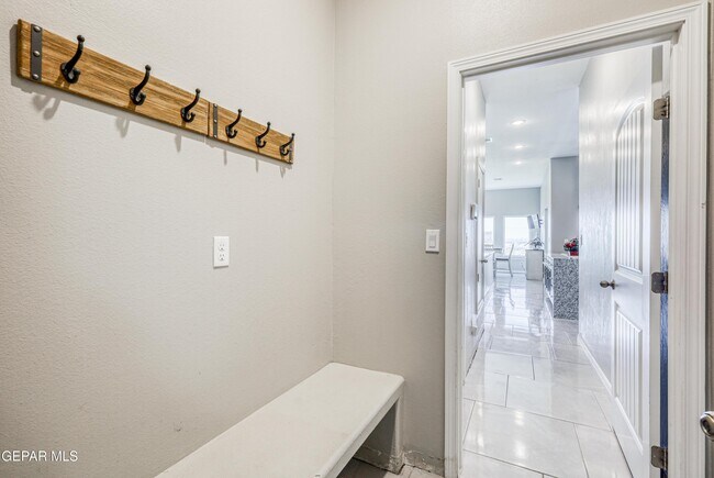 Building Photo - 2375 Enchanted Peaks