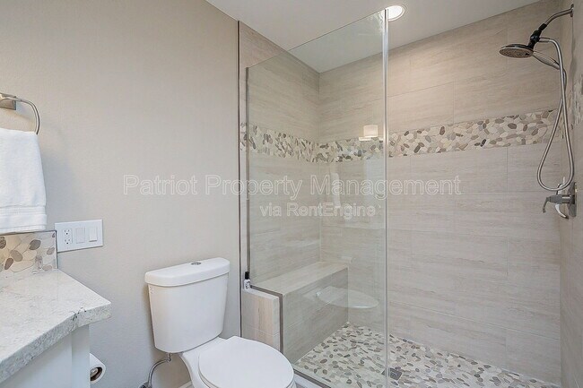 Building Photo - 10527 E Fanfol Ln