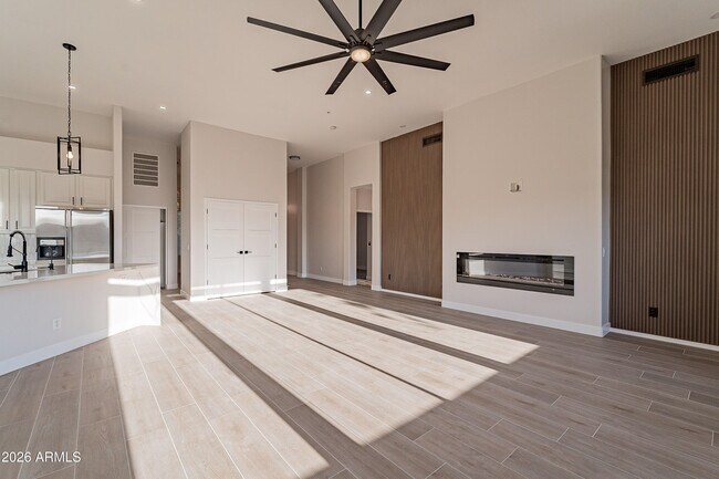 Building Photo - 24066 N 76th Pl
