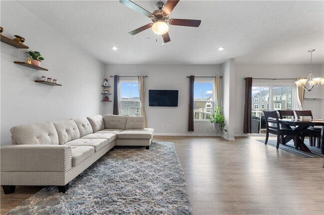 Building Photo - 5103 Spruce Rd