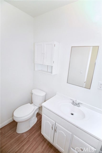 Building Photo - 6951 Simpson Ave