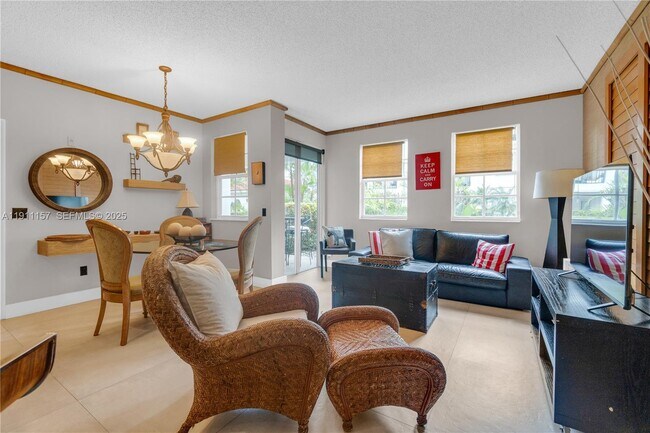 Building Photo - 3235 NE 184th St