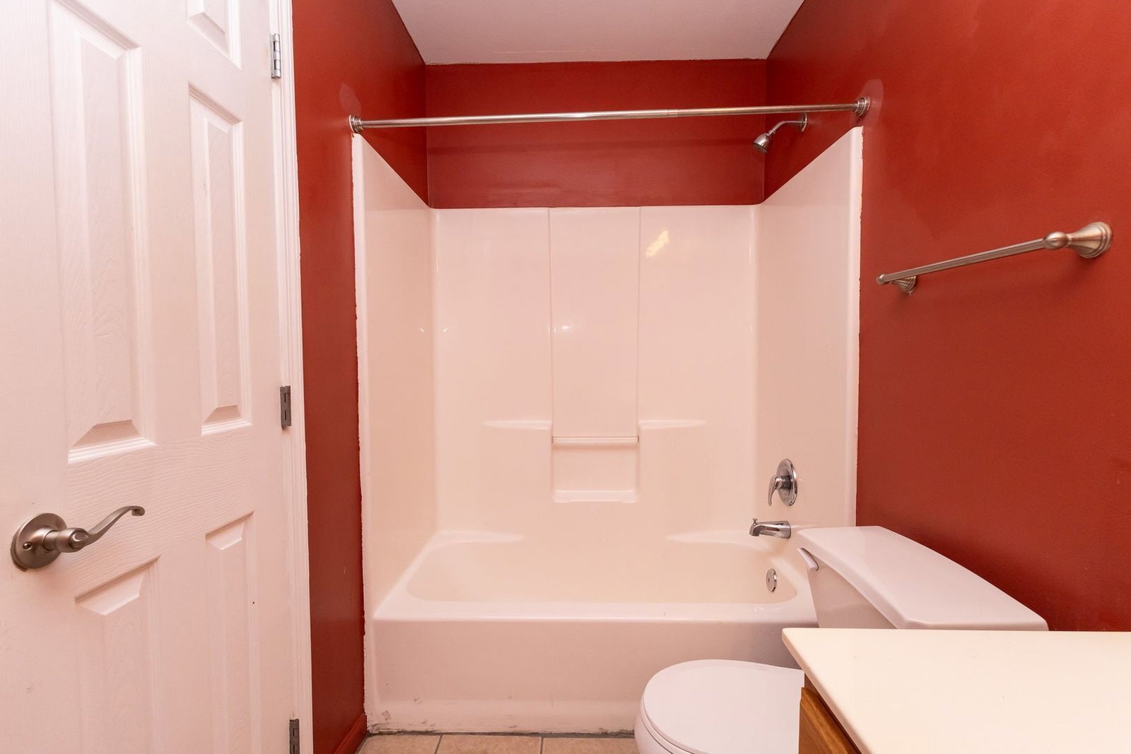 Building Photo - 4705 Montview Dr