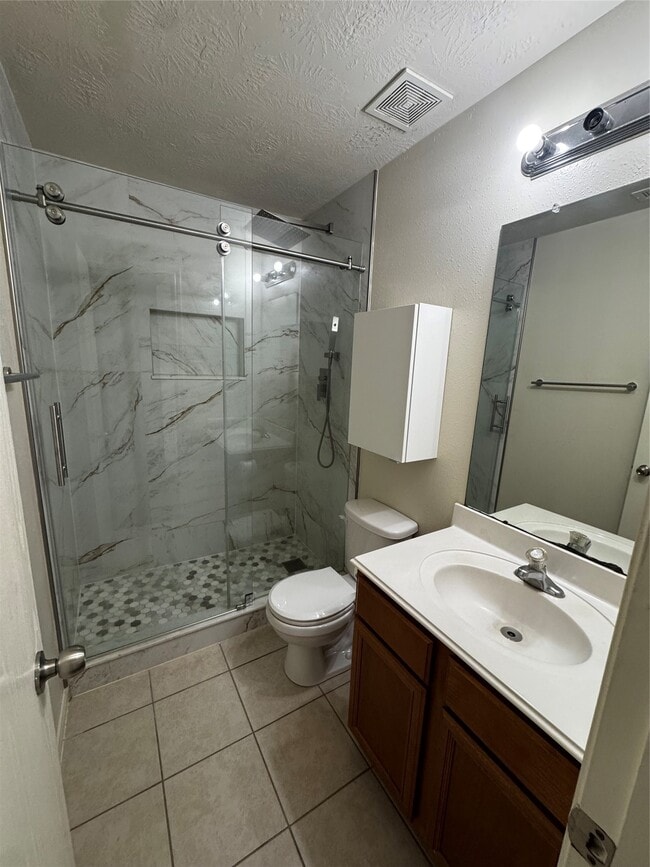 Building Photo - 9311 Camelia Crest Ln