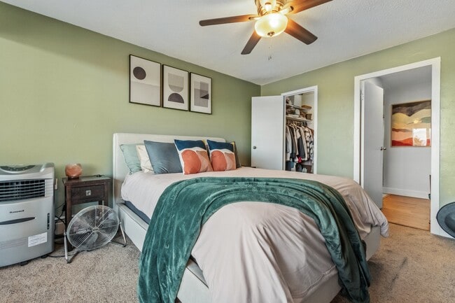 Building Photo - 4800 Hale Pky