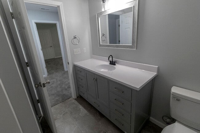 Building Photo - 5316 Godas Cir