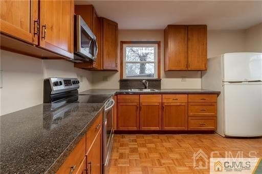 Building Photo - 346 Carteret Ave